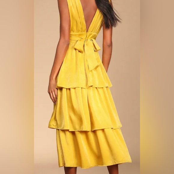 Lulus Marigold/Canary tiered dress - Picture 10 of 13
